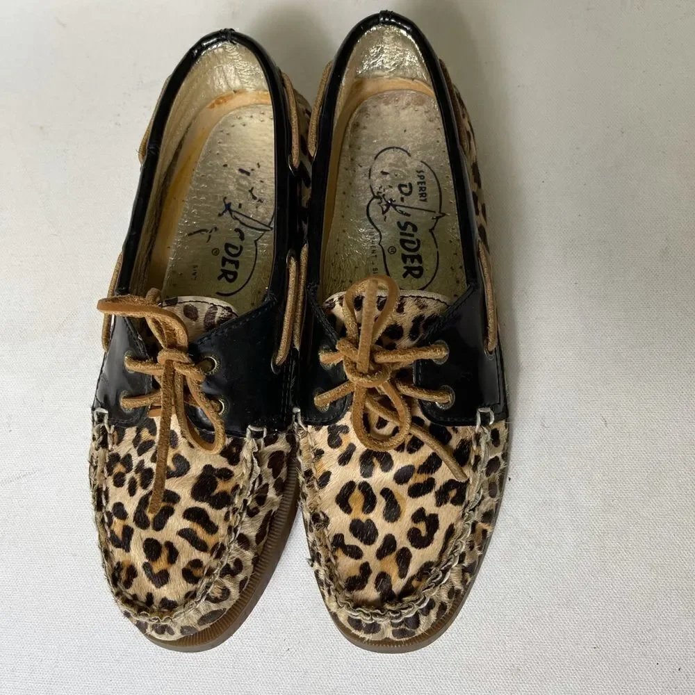 Sperry Too Sider Calf hair leopard prints & black patent leather size 7.…